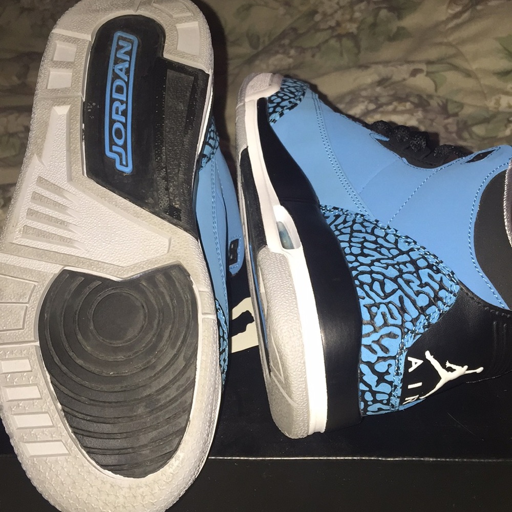 Powder Blue 3’s💙 - Picture 5 of 6